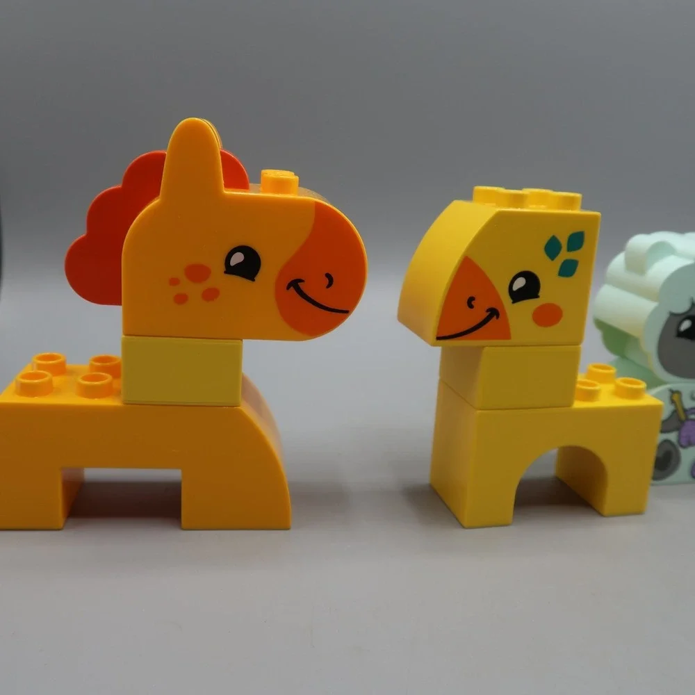 Lego welcome pocket